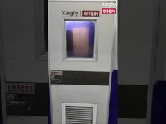 Κεπάκι μπουκαλιού λαξευτή νυχιών Τυποποιημένο πολύχρωμο γυάλινο μπουκάλι λαξευτή νυχιών με βούρτσα